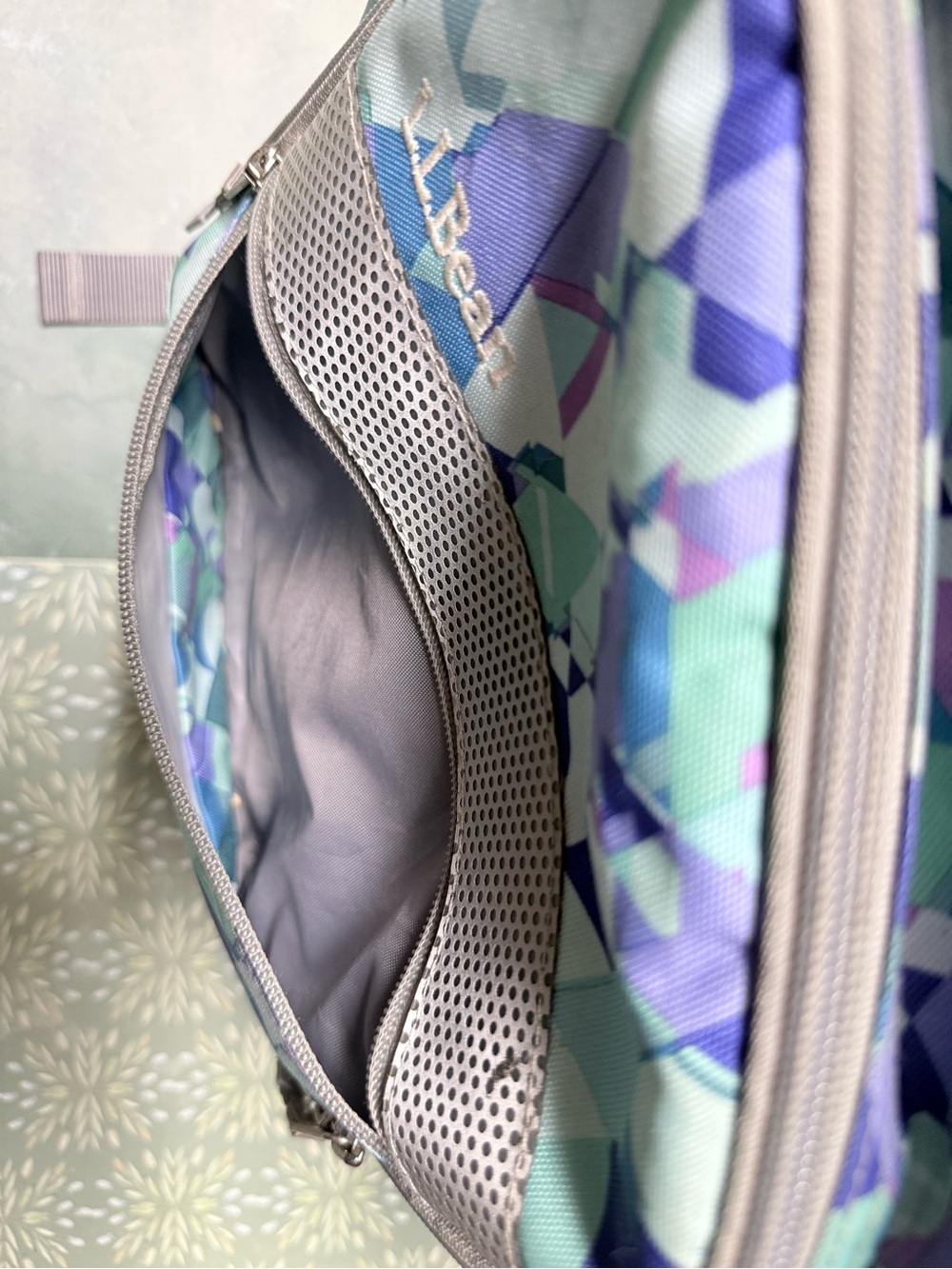 L.L.Bean Deluxe Backpack W/Mesh Pocket Zip- in pattern "Fresh Mint Prism" - Picture 4 of 13